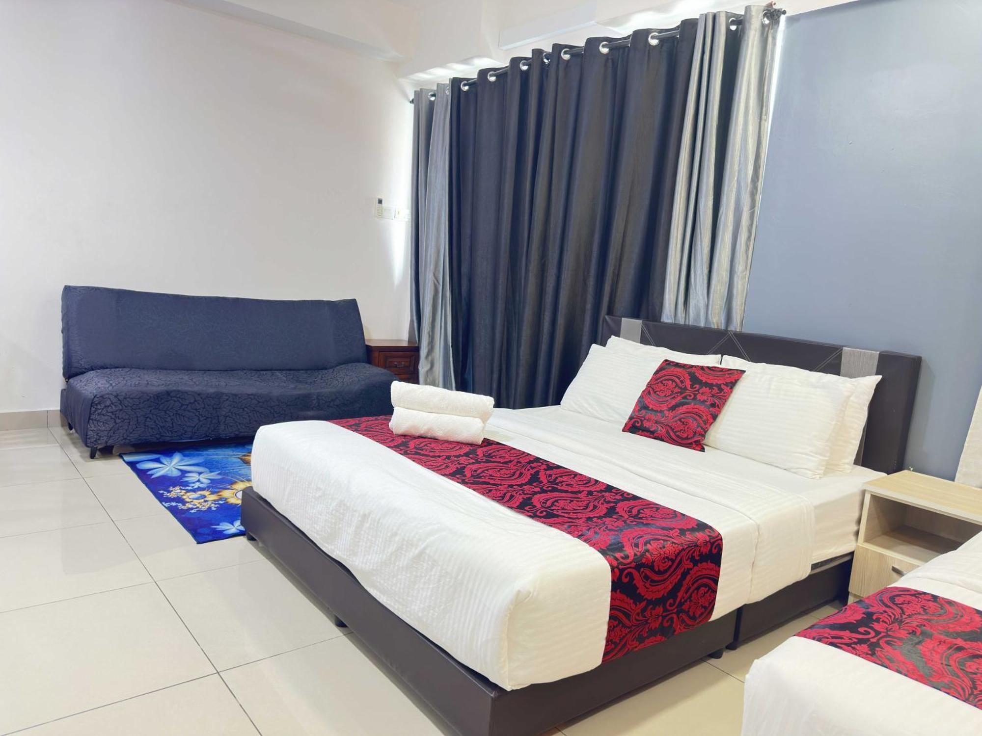 Cahaya Qaira Homestay @ D'Perdana Кота-Бару Экстерьер фото