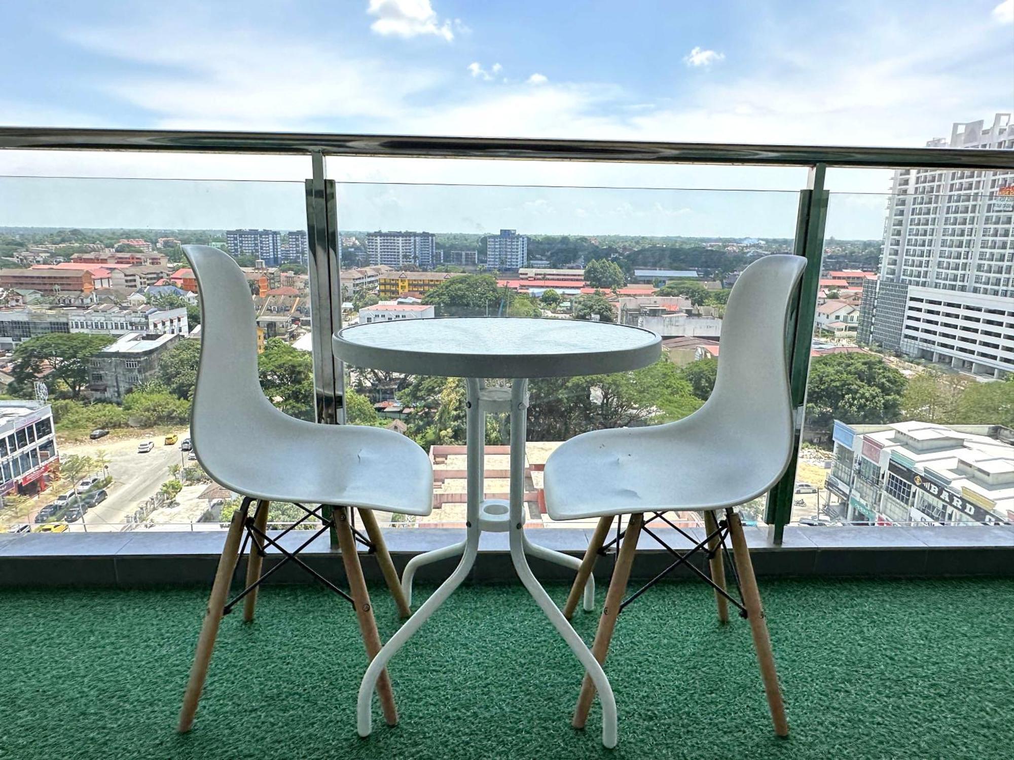 Cahaya Qaira Homestay @ D'Perdana Кота-Бару Экстерьер фото